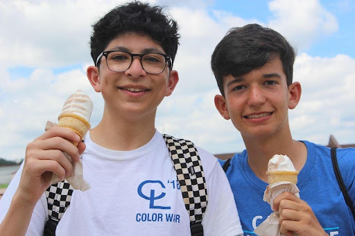 Boys eating ice cream.